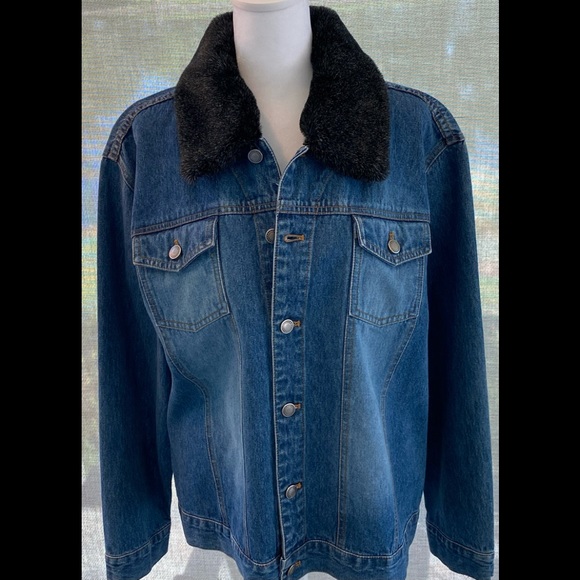 Chico's Jackets & Blazers - EUC Chico’s Cotton Denim Jacket with Removable Faux Fur Collar, 3, 16, XL
